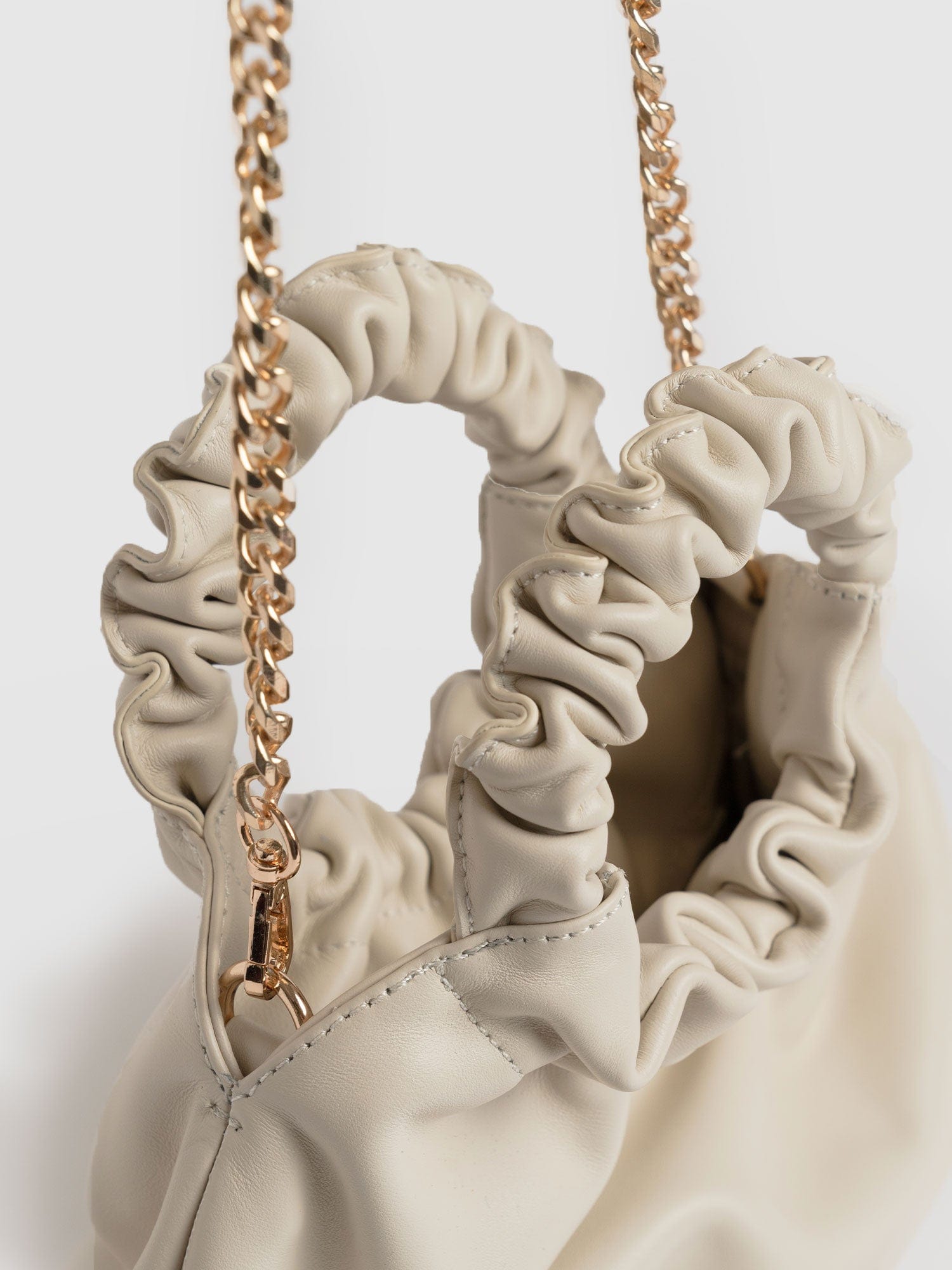 Mini Tori Handbag Cream - Women's Bags | Saint + Sofia® USA